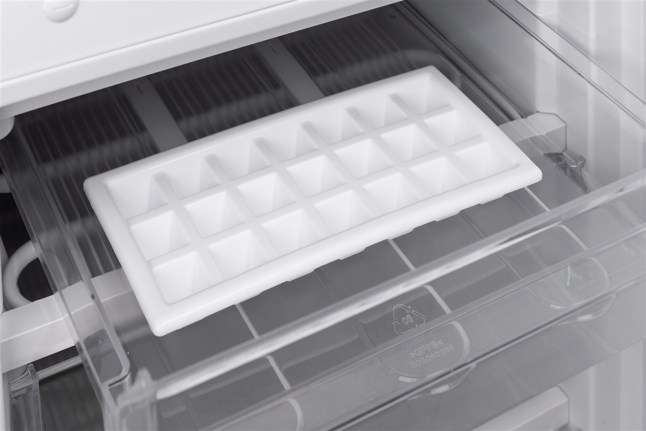 Chladnička s mrazničkou ETA 285590000E biela