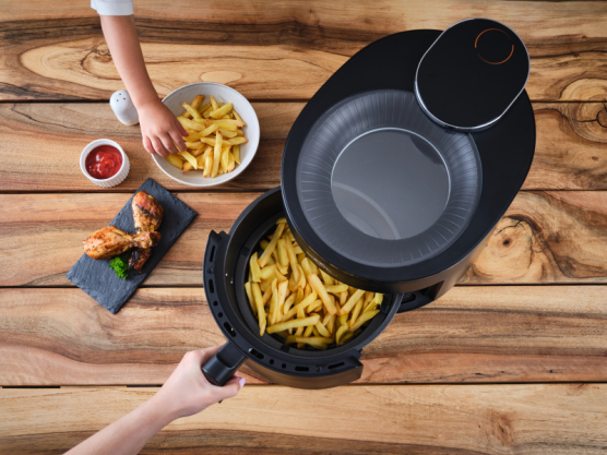 Fritéza teplovzdušná ETA SkyFry 5168 90000 čierna