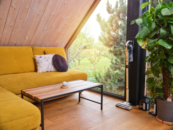 Tyčový vysávač ETA Gold Power 1212 90000 zlatý