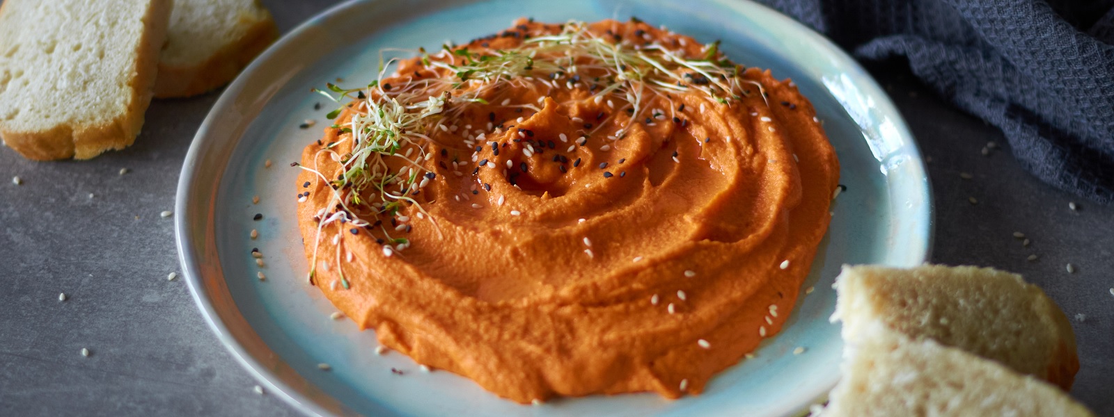 Hummus z červenej papriky